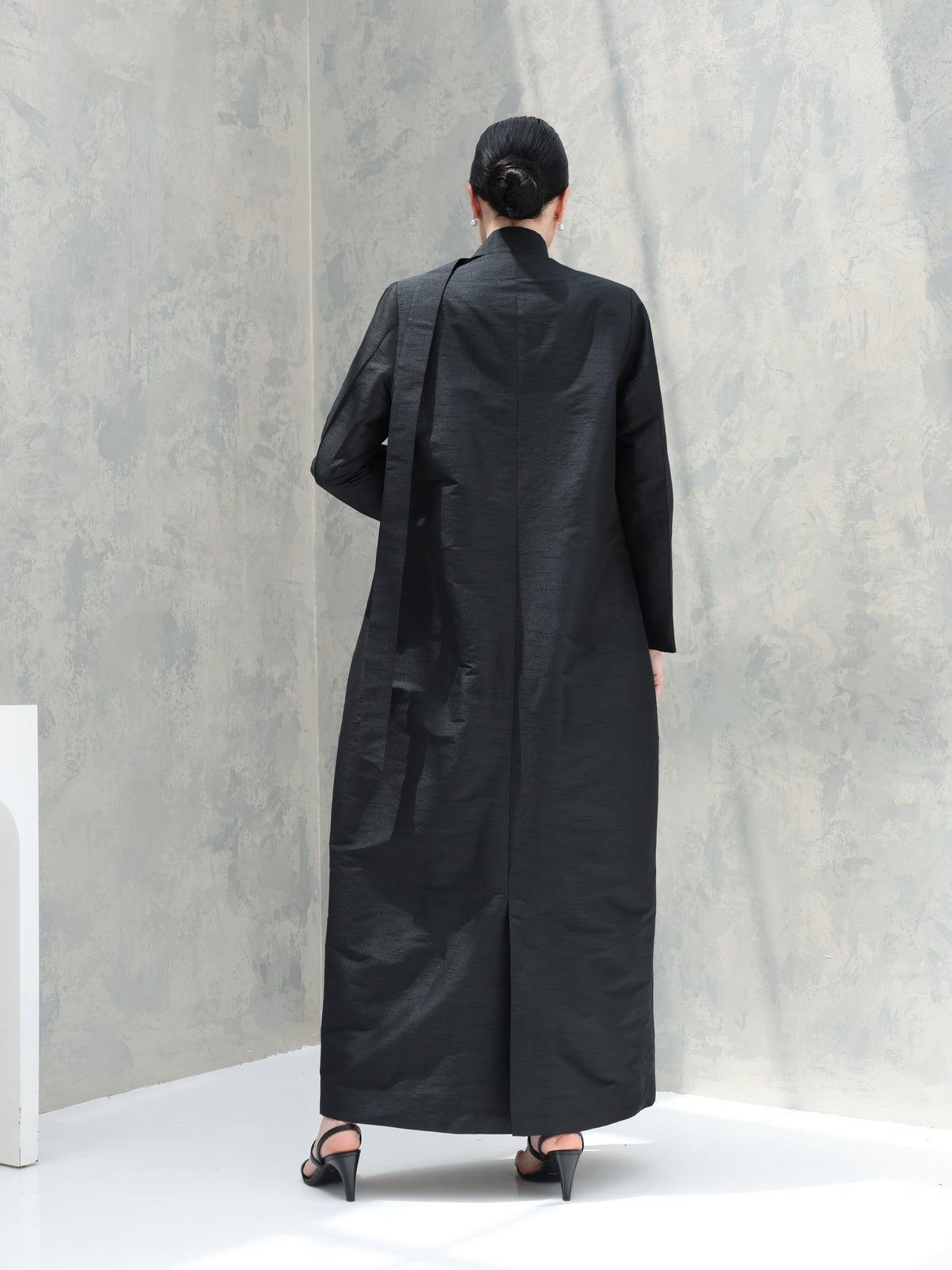Everyday Collection Abaya — Black
